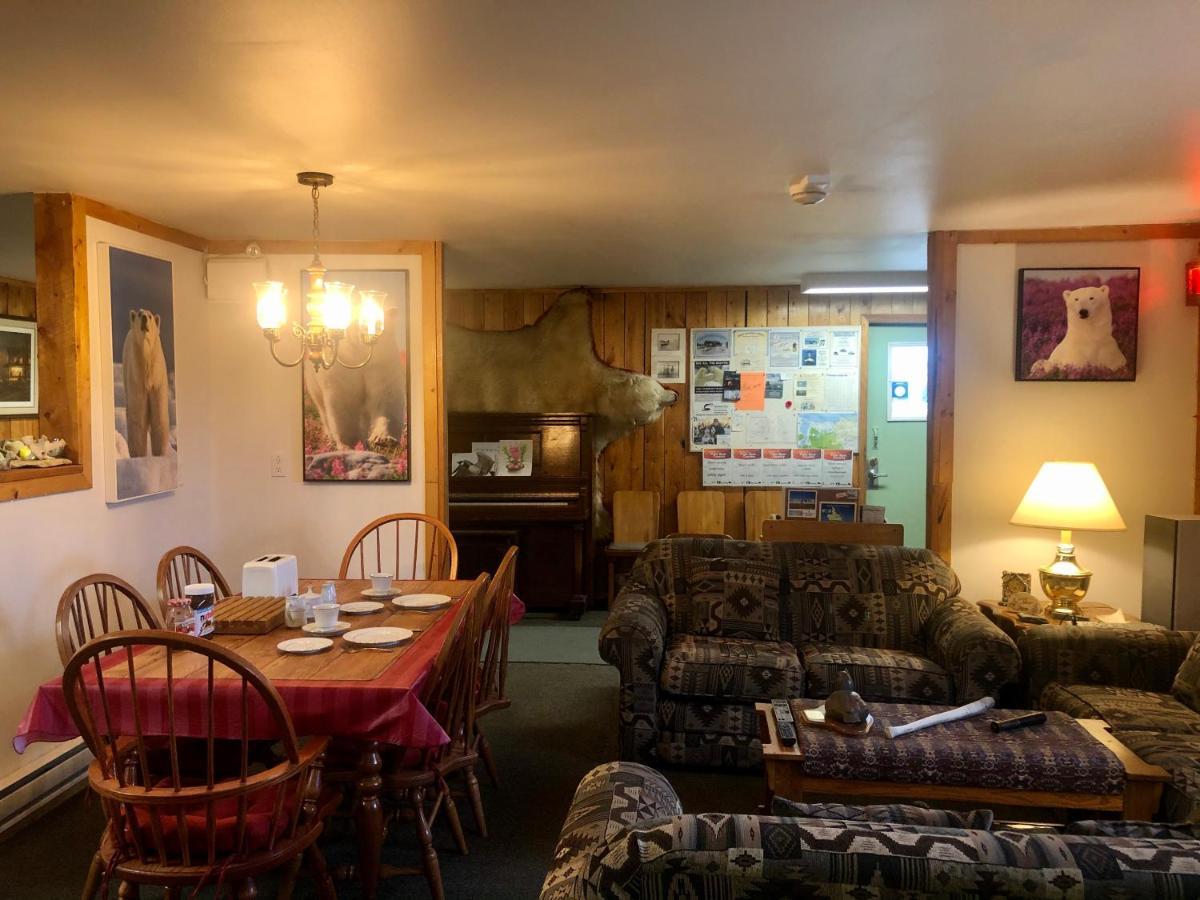 Iceberg Inn Churchill Exterior foto
